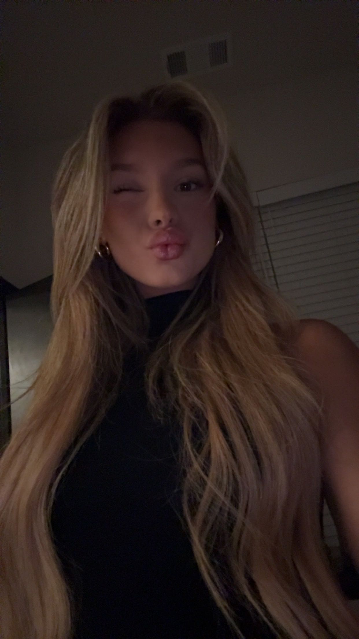 syd.shmitty snapchat image archive image