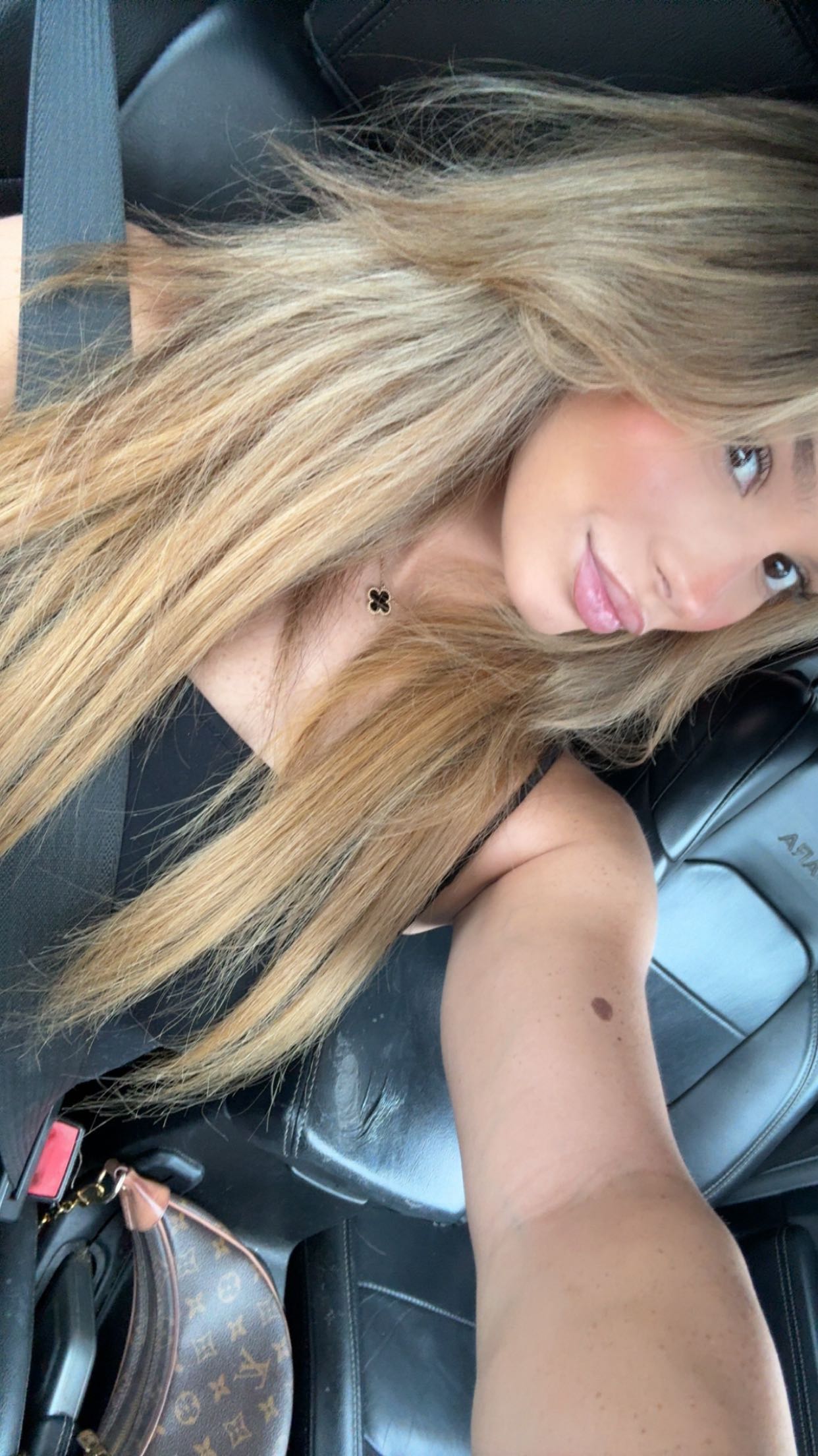 syd.shmitty snapchat image archive image