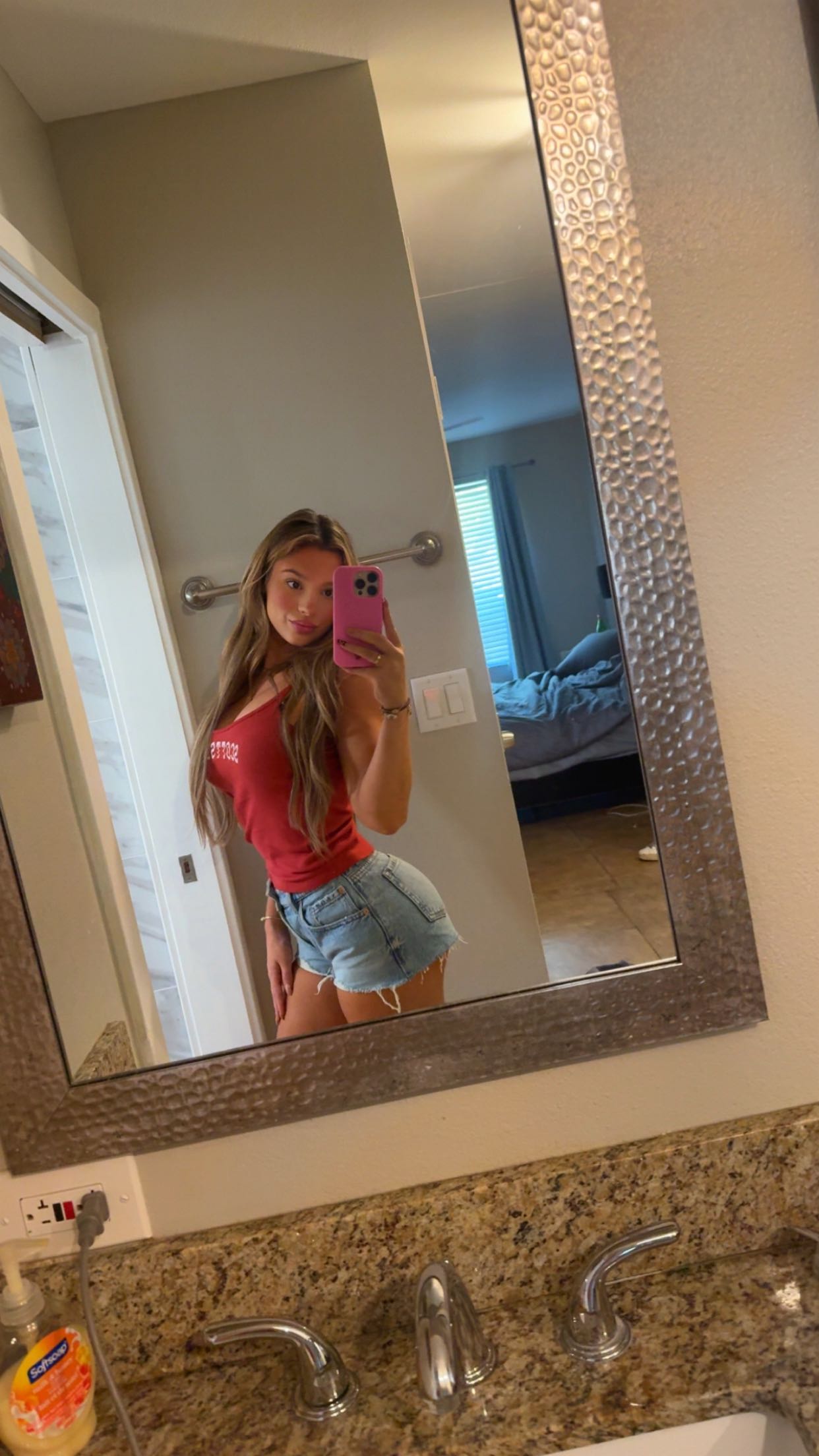 syd.shmitty snapchat image archive image