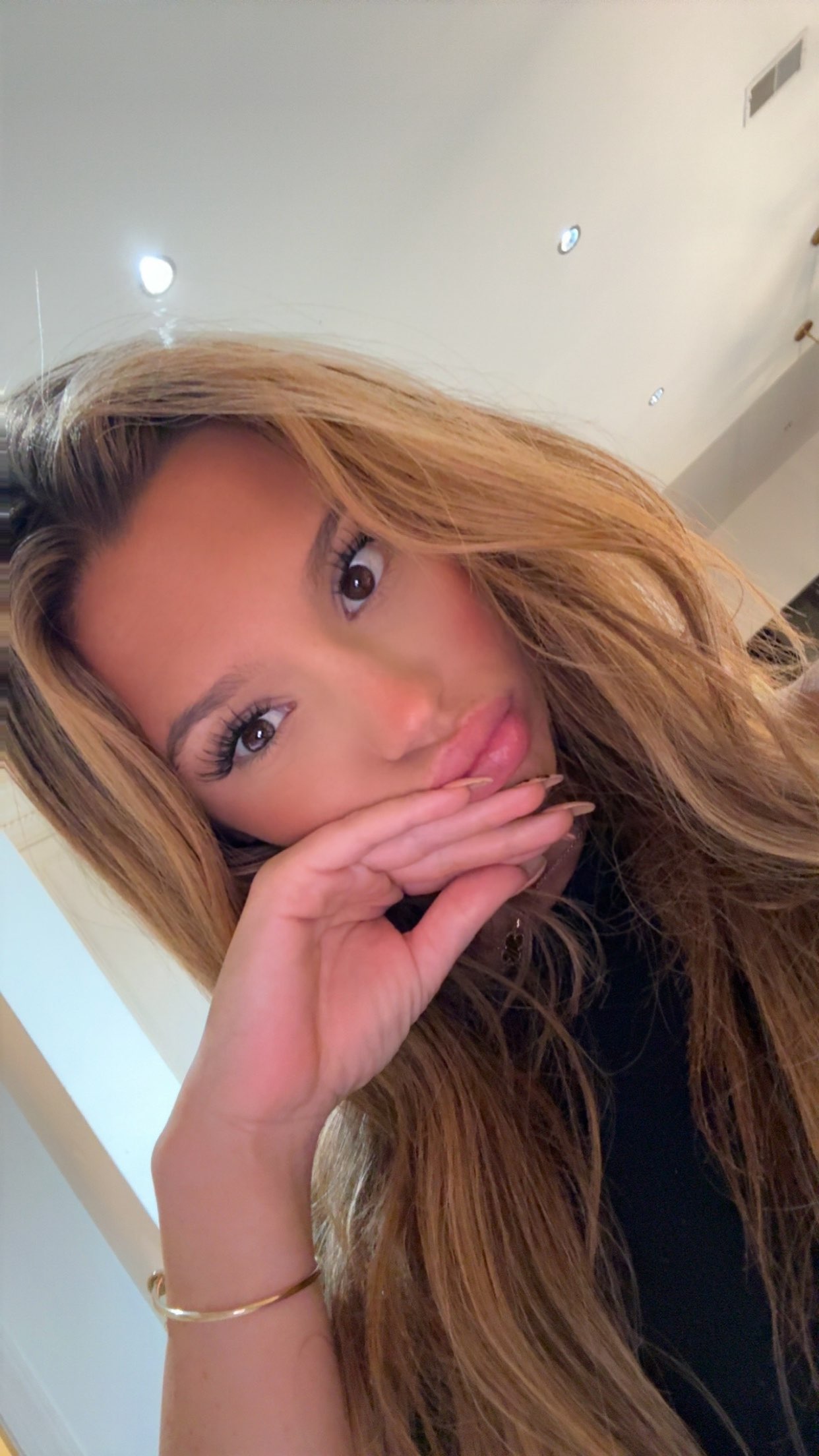 syd.shmitty snapchat image archive image