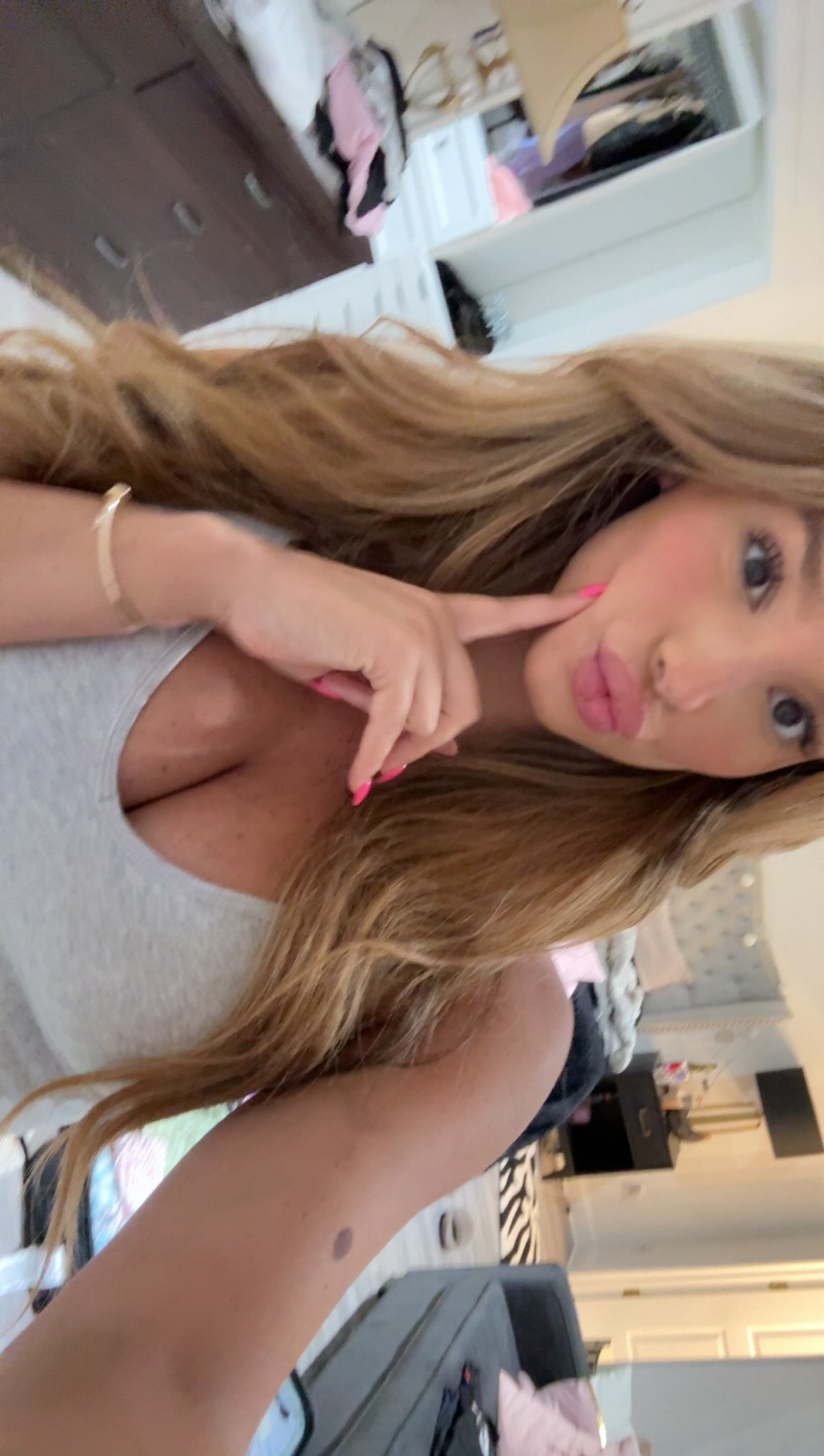 syd.shmitty snapchat image archive image