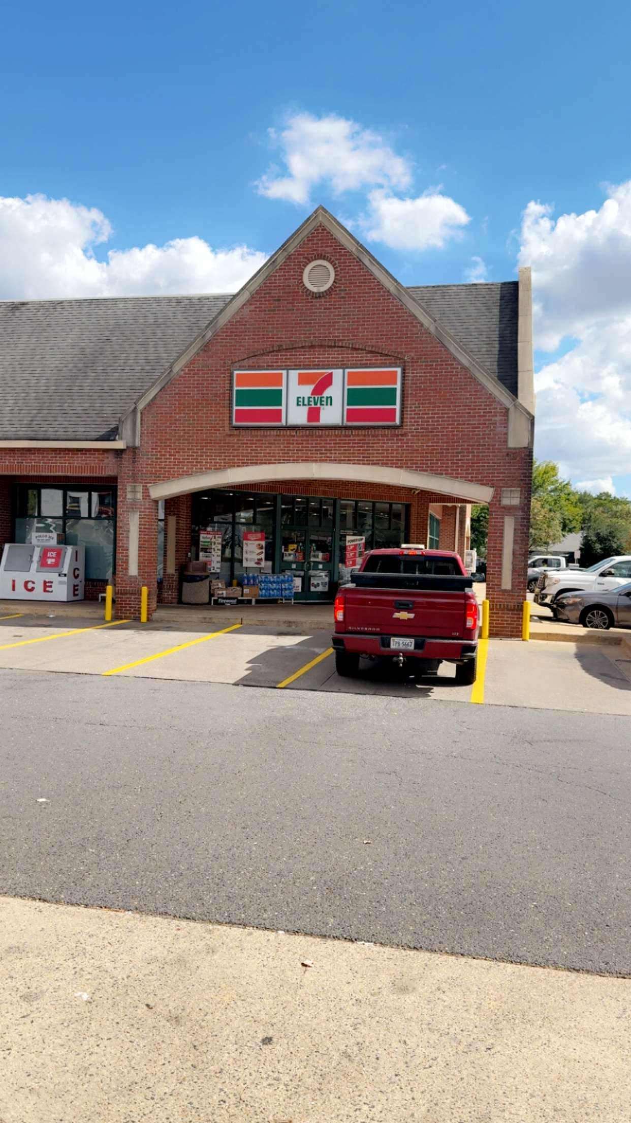 syd.shmitty snapchat image archive image