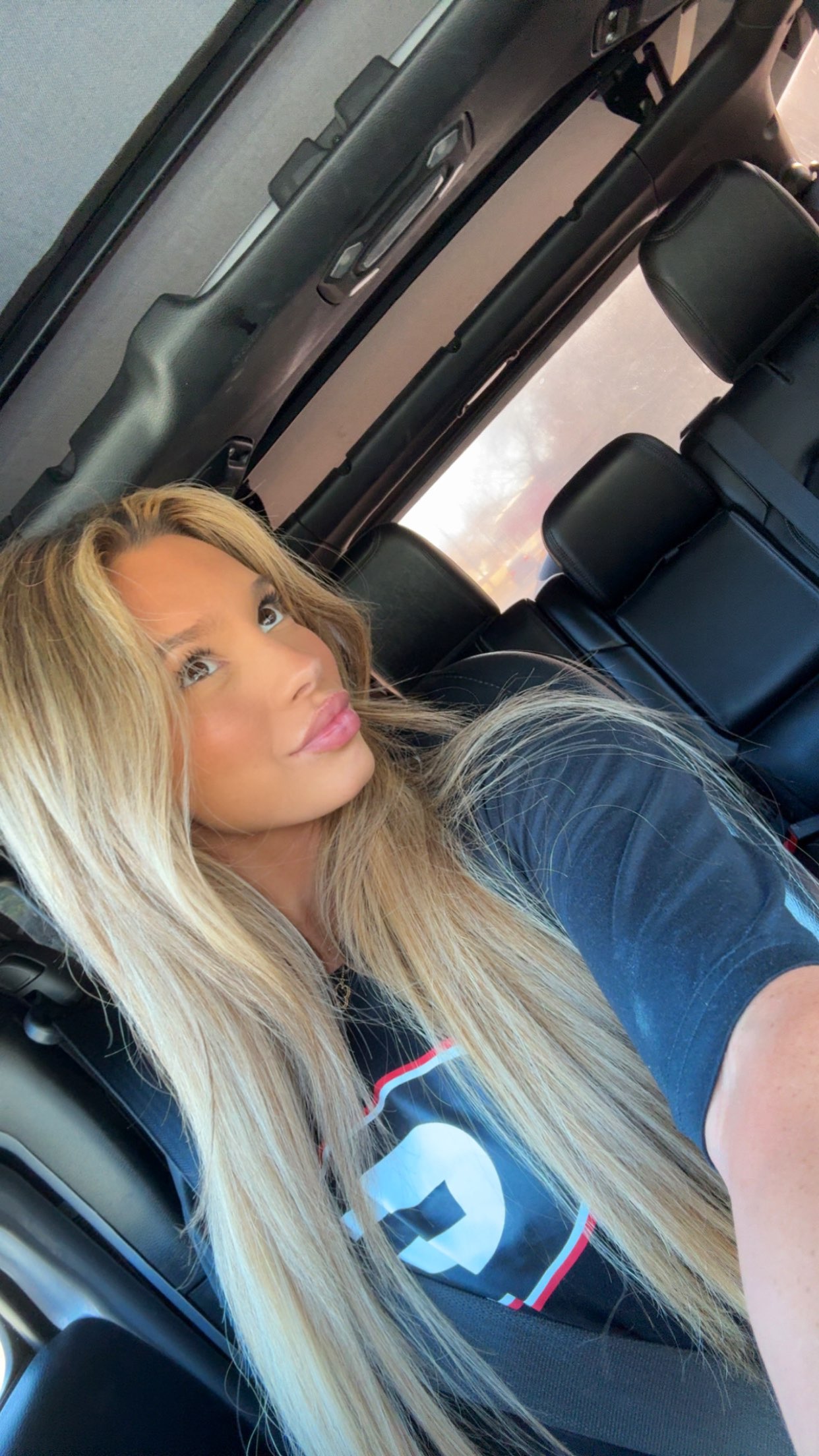 syd.shmitty snapchat image archive image