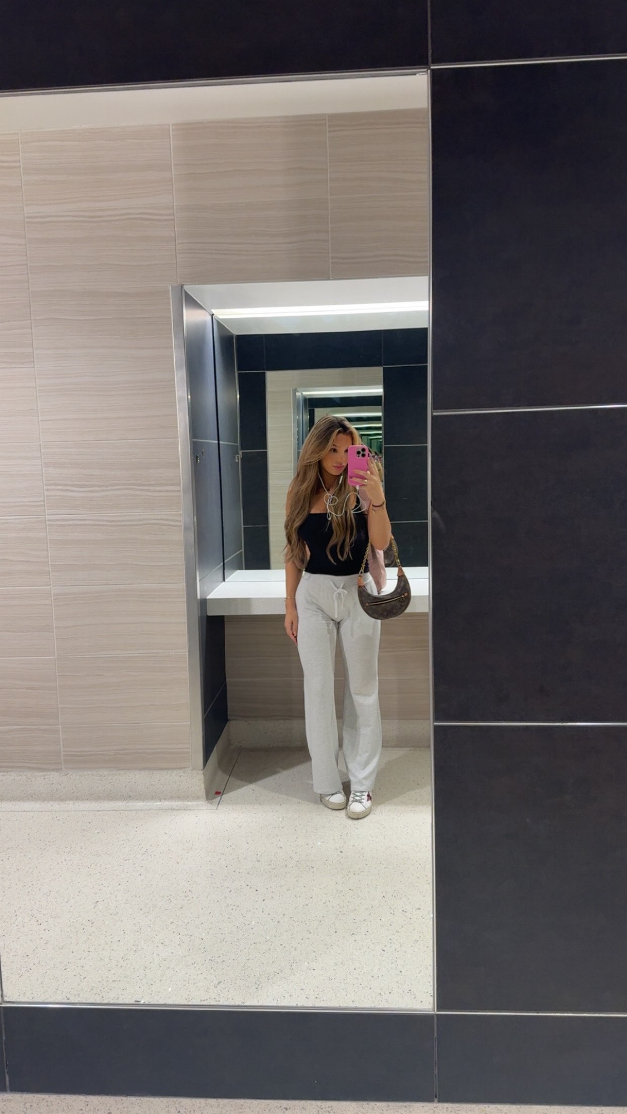 syd.shmitty snapchat image archive image