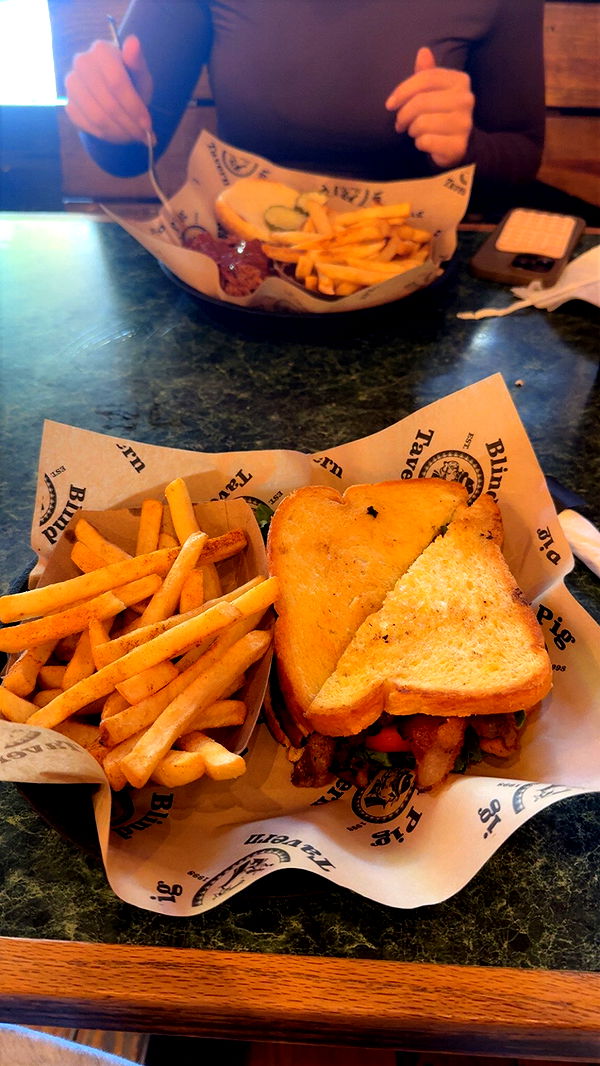 syd.shmitty image ~ Altpins