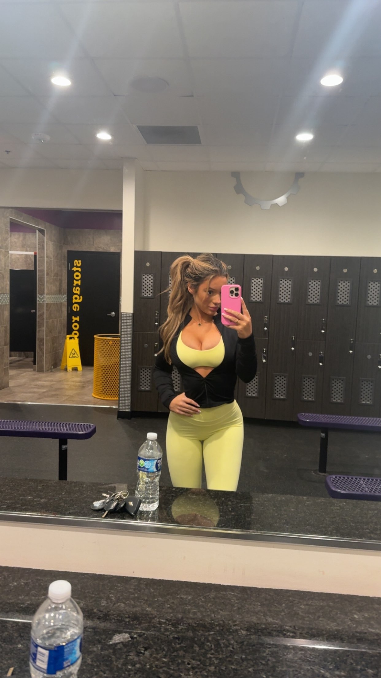 syd.shmitty snapchat image archive image