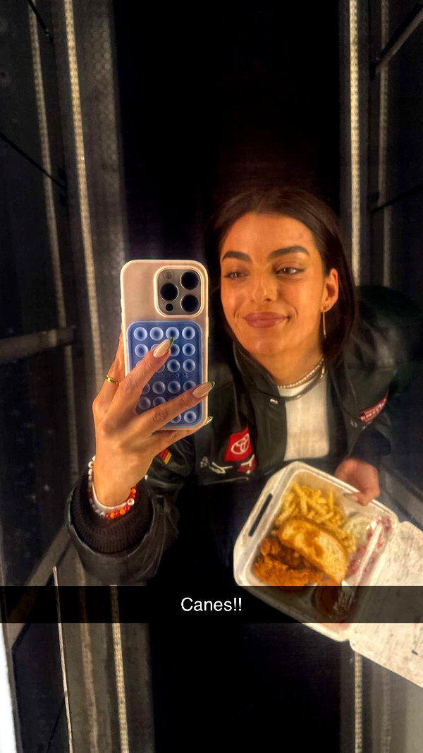 tonibreidingerr snapchat image archive image