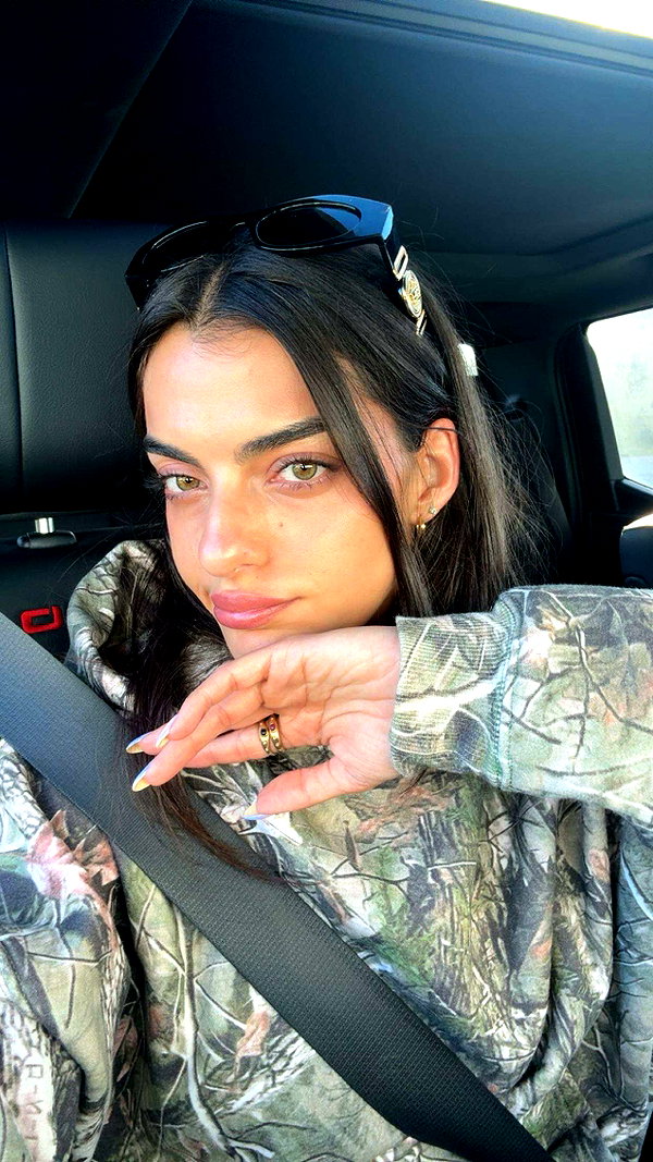 tonibreidingerr snapchat image archive image