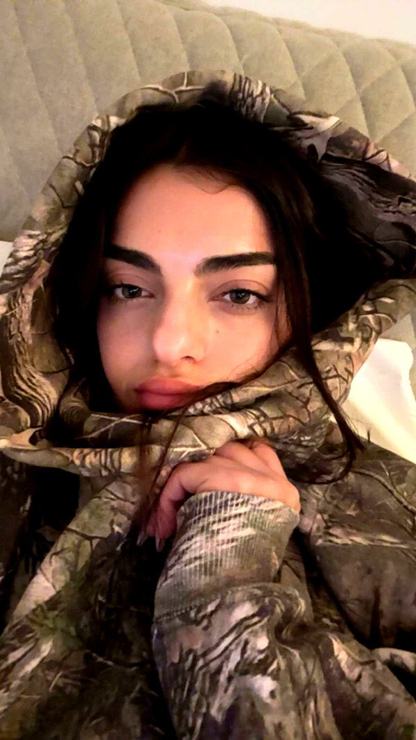 tonibreidingerr snapchat image archive image