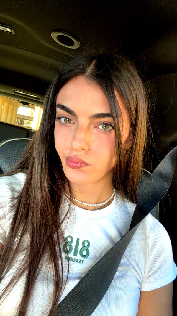 tonibreidingerr snapchat image archive image