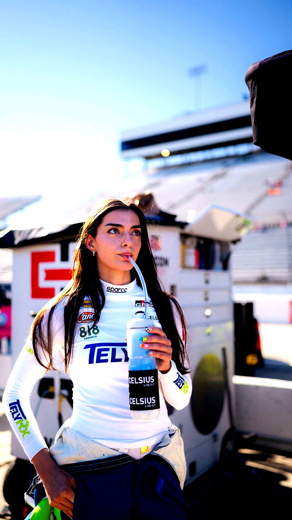 tonibreidingerr snapchat image archive image