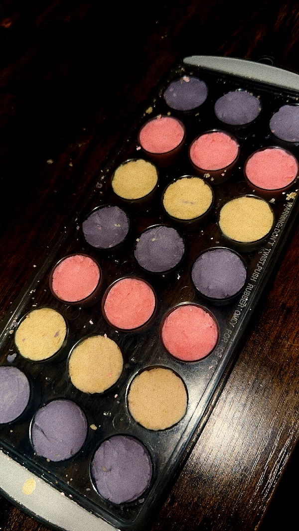 trappkittykhaos image ~ Altpins