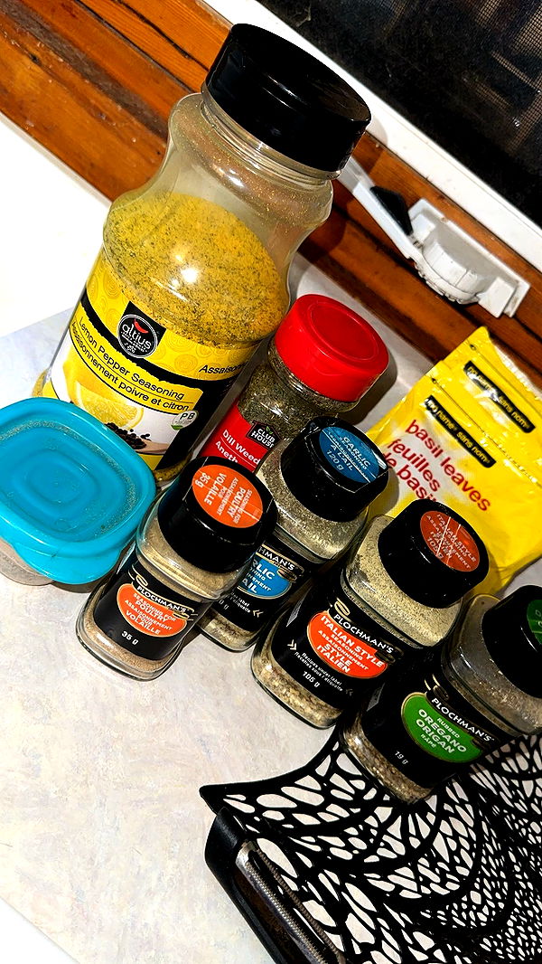 trappkittykhaos image ~ Altpins