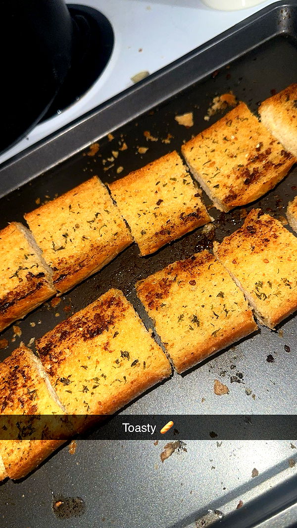 trappkittykhaos image ~ Altpins