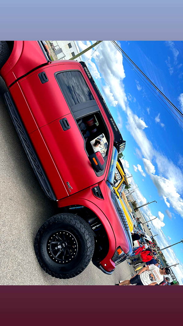 trappkittykhaos image ~ Altpins