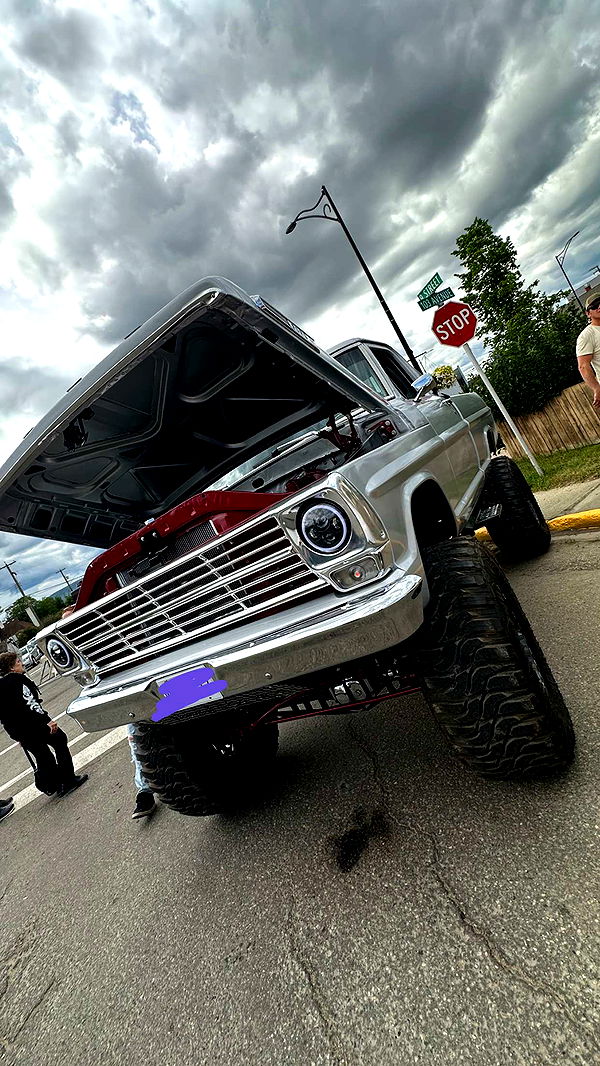 trappkittykhaos image ~ Altpins