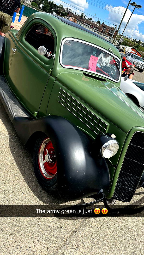 trappkittykhaos image ~ Altpins