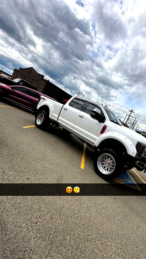 trappkittykhaos image ~ Altpins