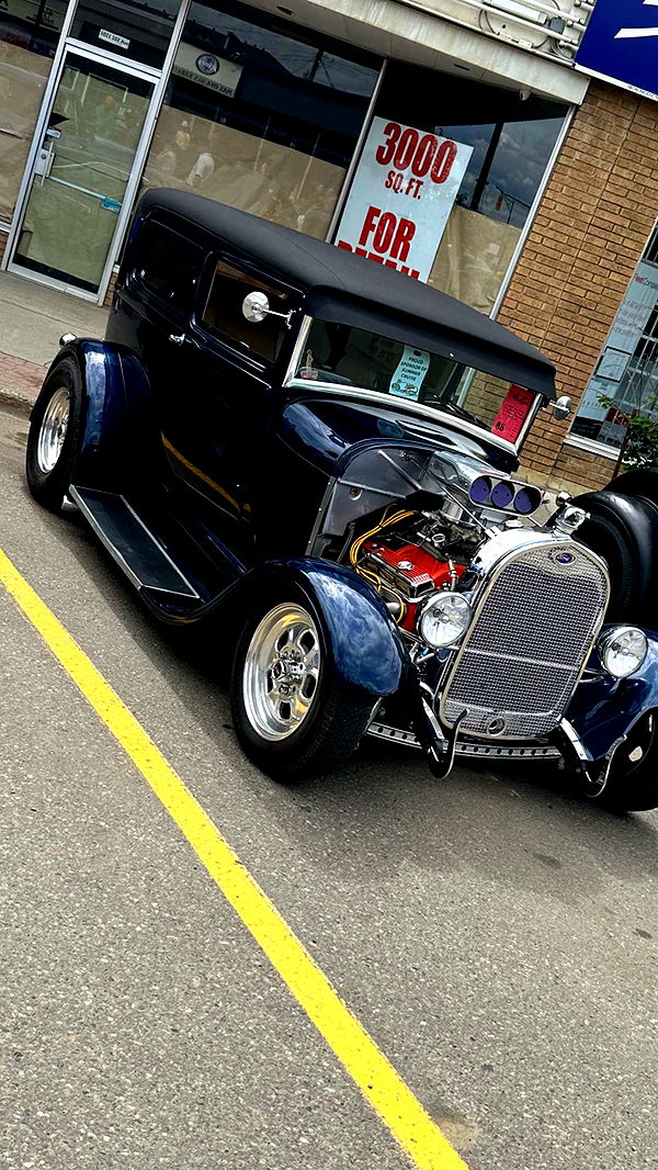 trappkittykhaos image ~ Altpins