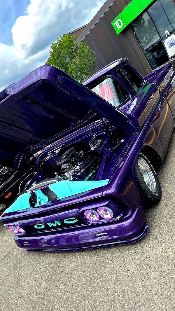 trappkittykhaos image ~ Altpins