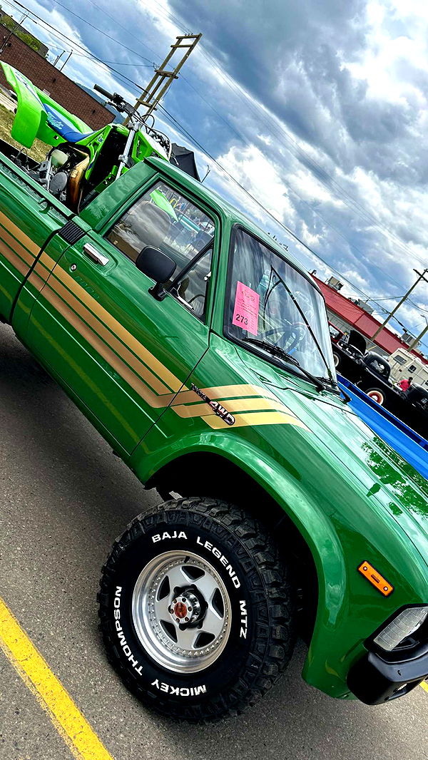 trappkittykhaos image ~ Altpins