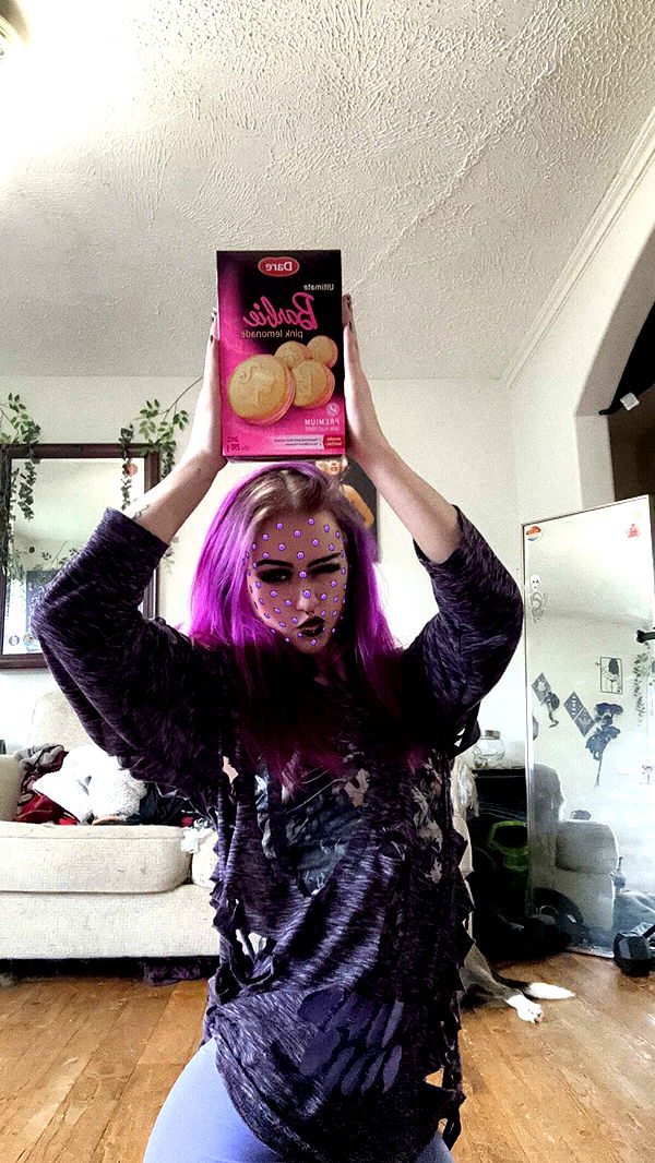 trappkittykhaos image ~ Altpins