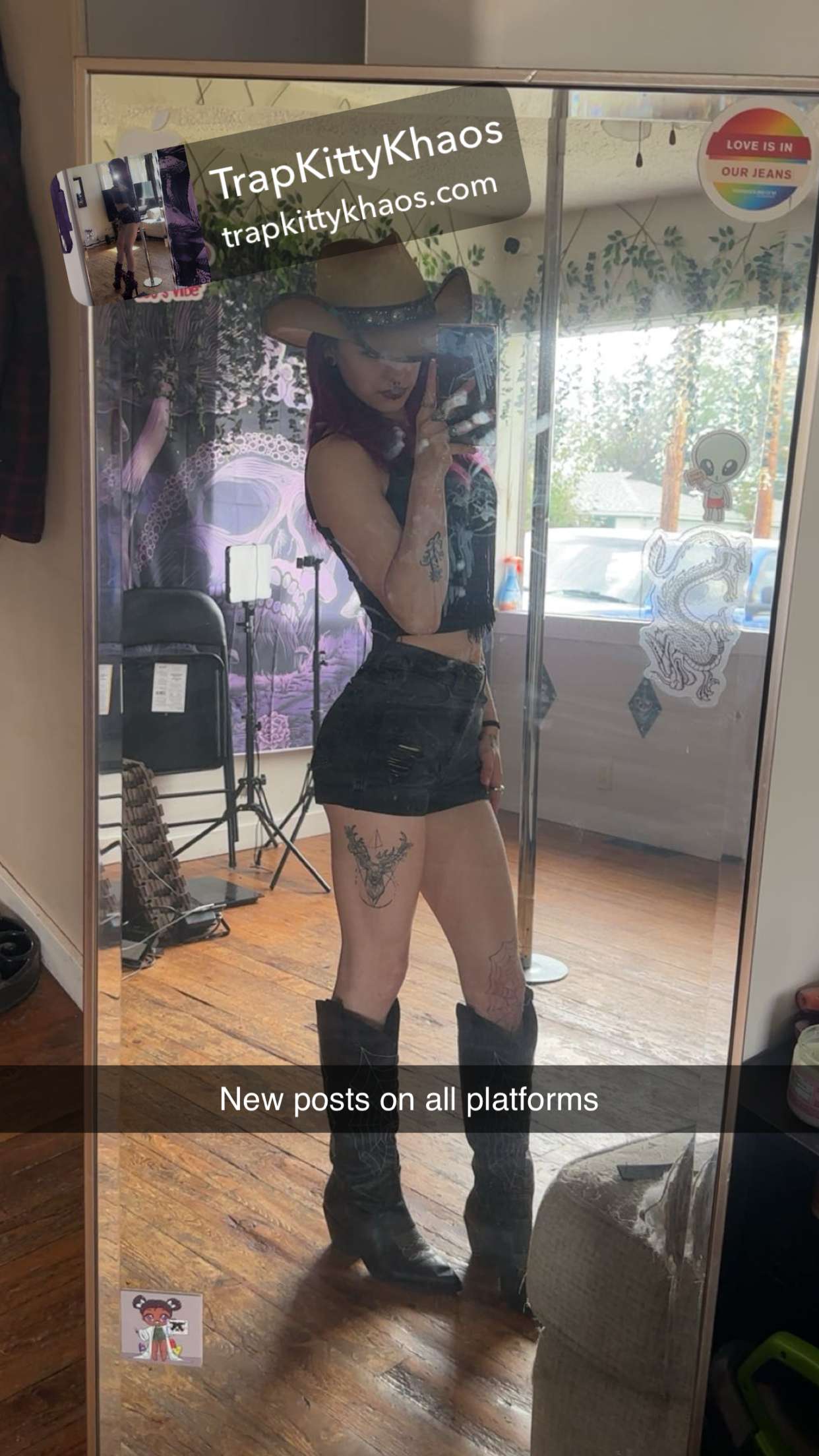 trappkittykhaos snapchat image archive image