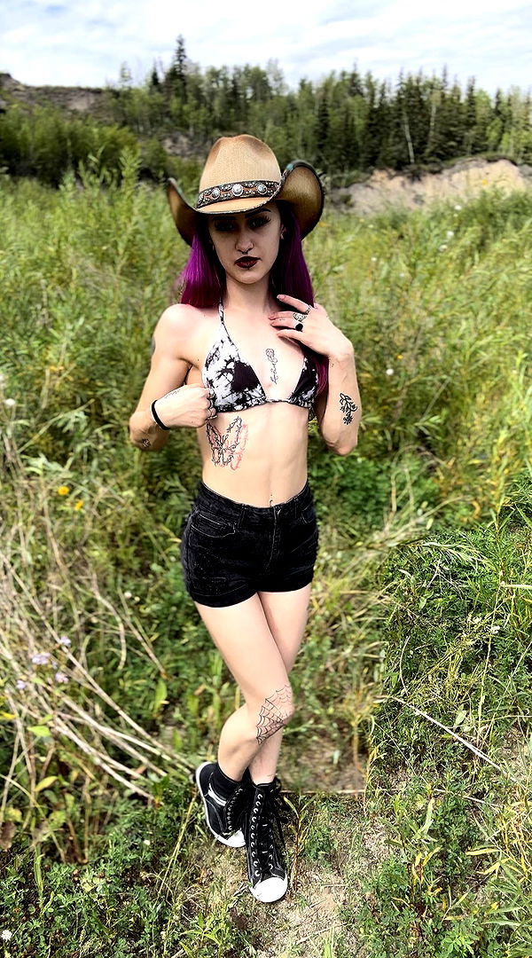 trappkittykhaos image ~ Altpins