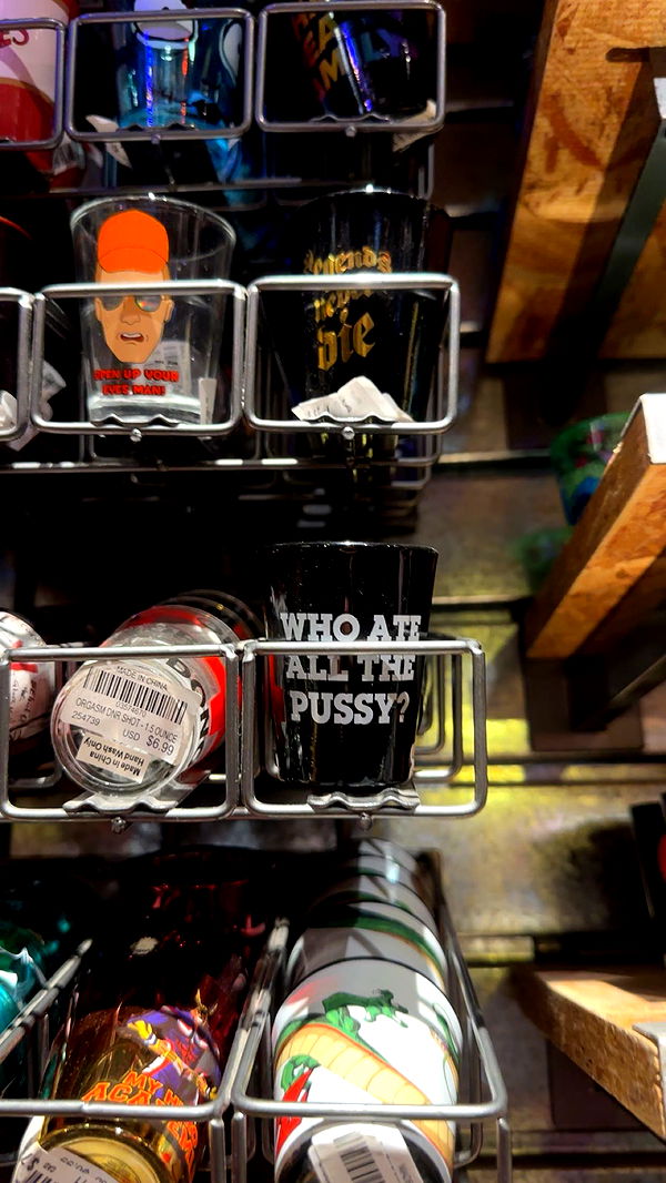 trappkittykhaos image ~ Altpins