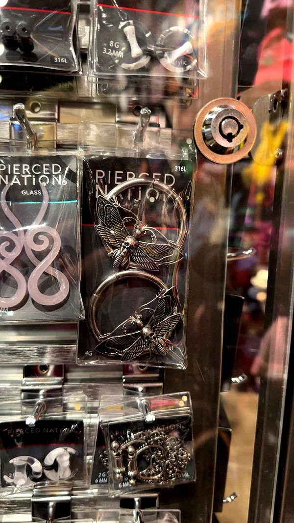 trappkittykhaos image ~ Altpins