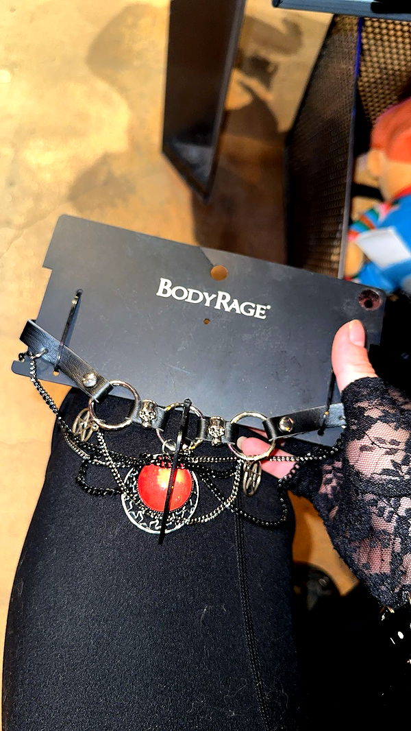 trappkittykhaos image ~ Altpins