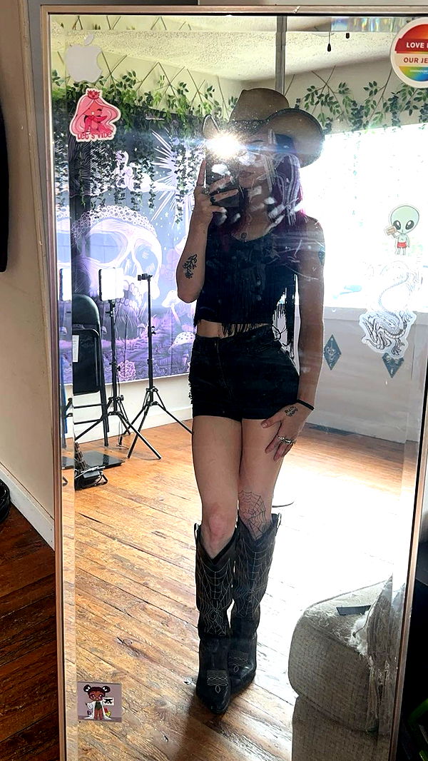 trappkittykhaos image ~ Altpins