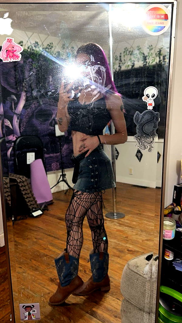 trappkittykhaos image ~ Altpins