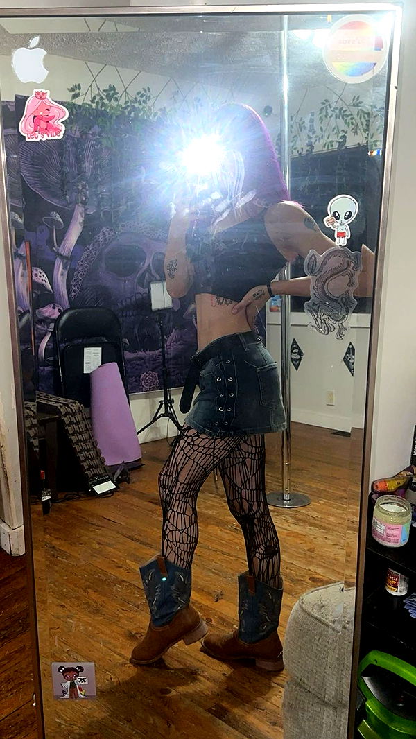 trappkittykhaos image ~ Altpins