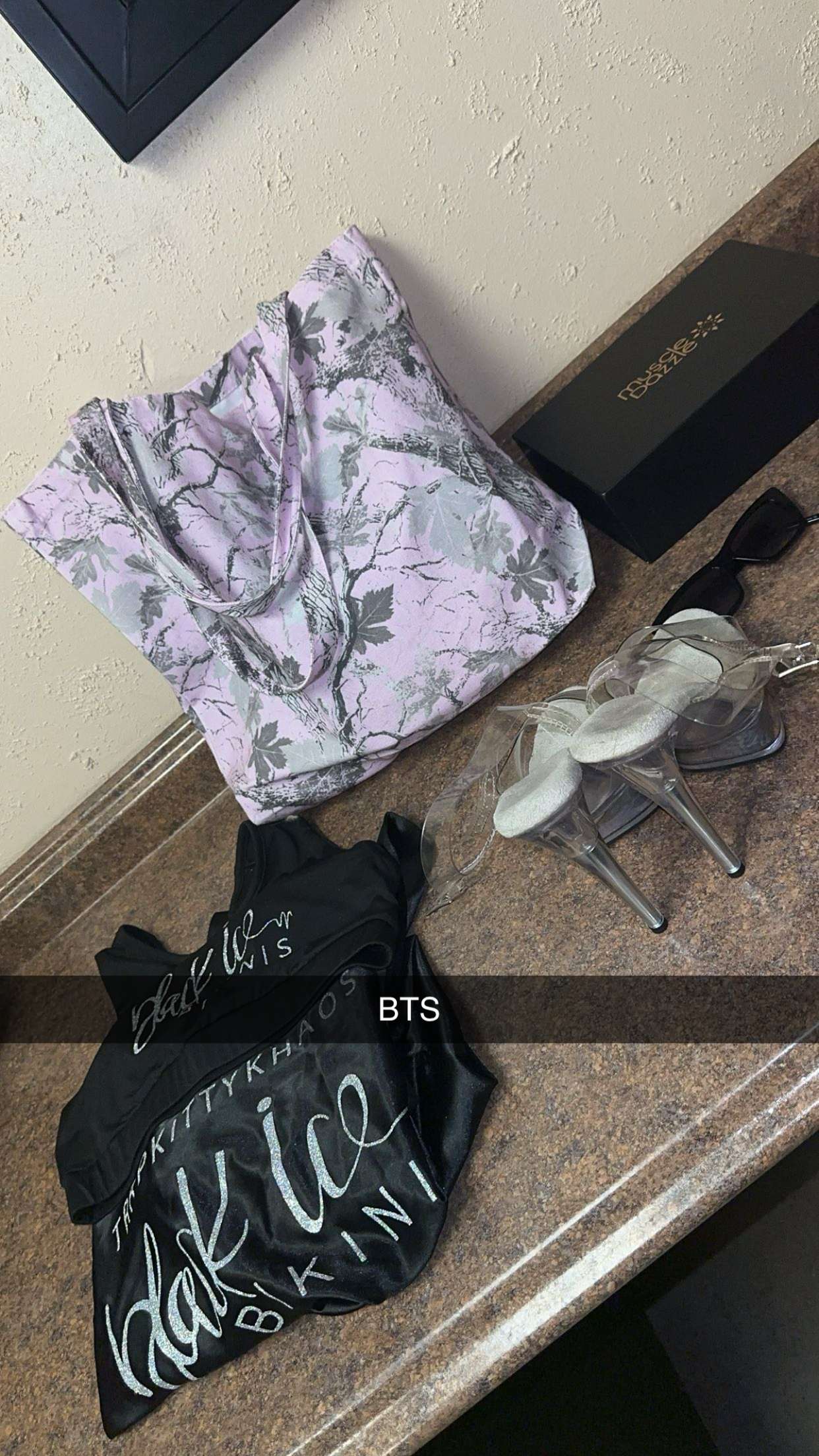 trappkittykhaos snapchat image archive image