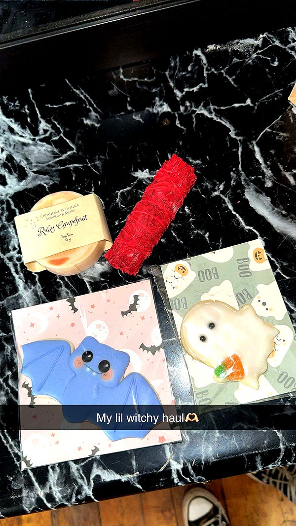 trappkittykhaos image ~ Altpins