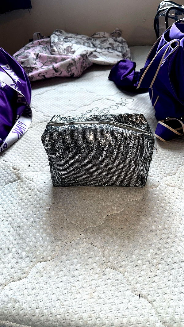 trappkittykhaos image ~ Altpins