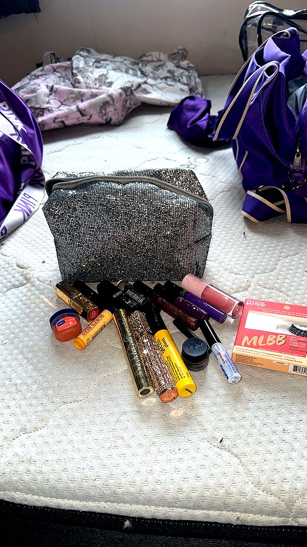 trappkittykhaos image ~ Altpins