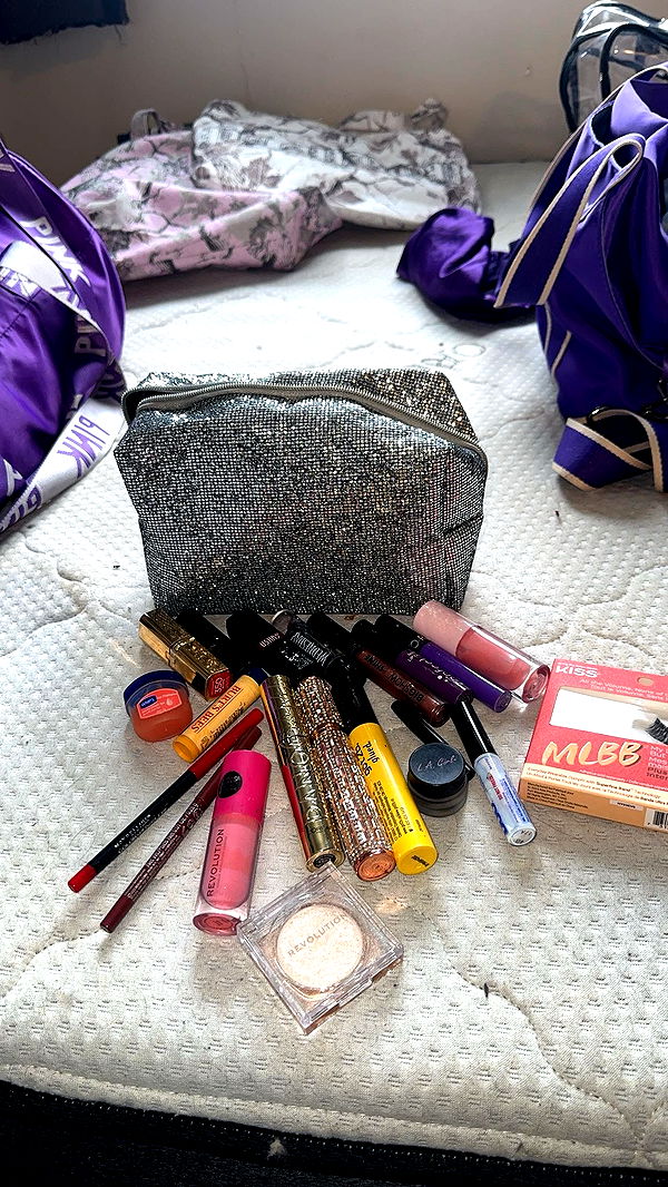 trappkittykhaos image ~ Altpins