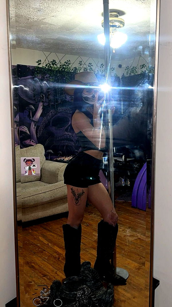 trappkittykhaos image ~ Altpins