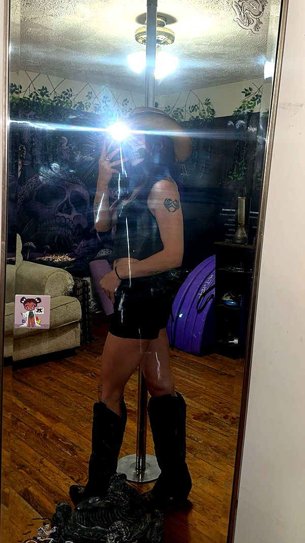 trappkittykhaos image ~ Altpins