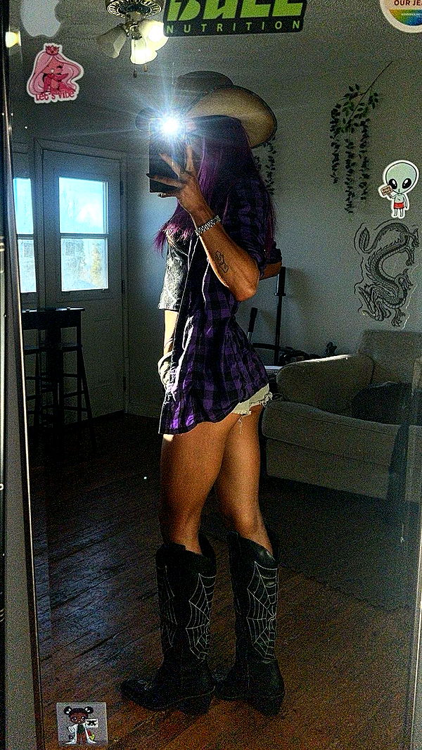 trappkittykhaos image ~ Altpins