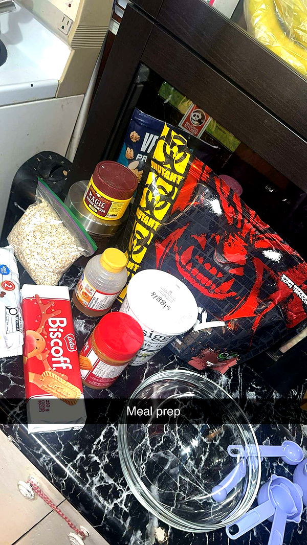 trappkittykhaos image ~ Altpins