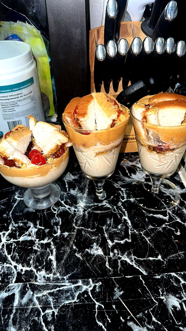 trappkittykhaos image ~ Altpins