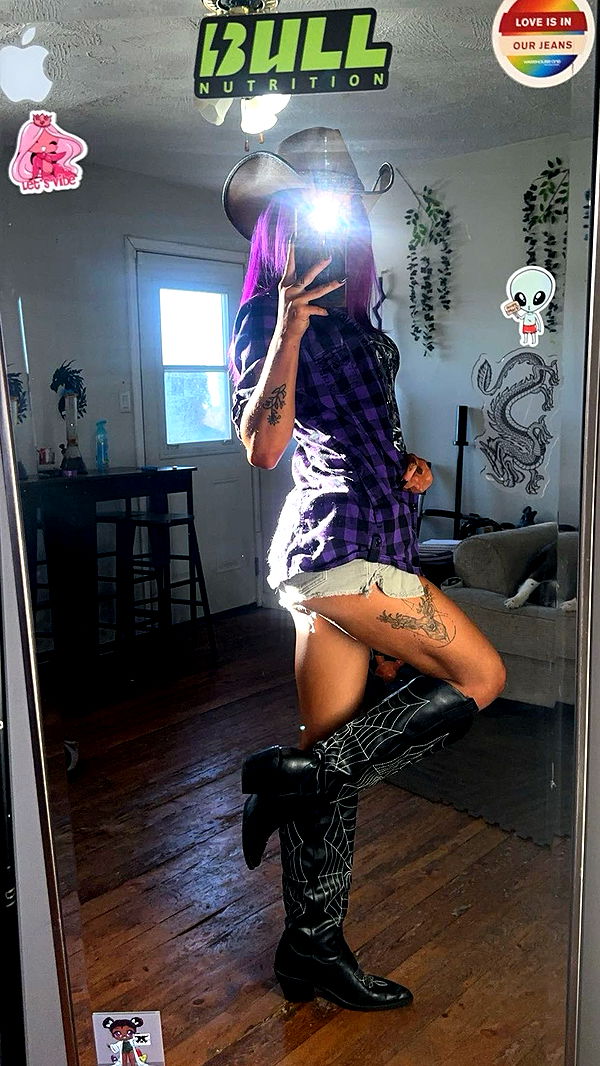 trappkittykhaos image ~ Altpins