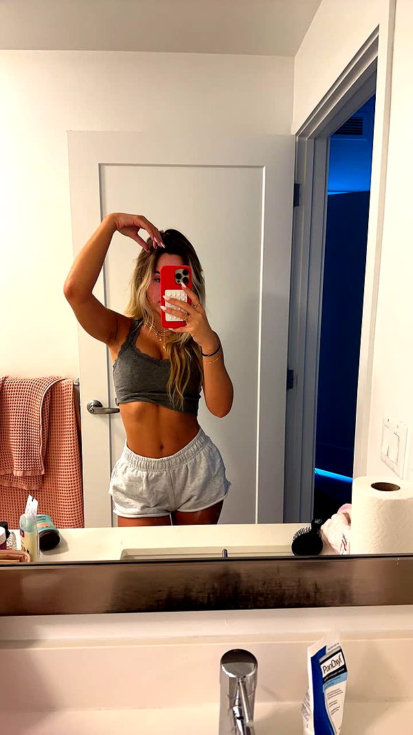 vandec23 snapchat image archive image