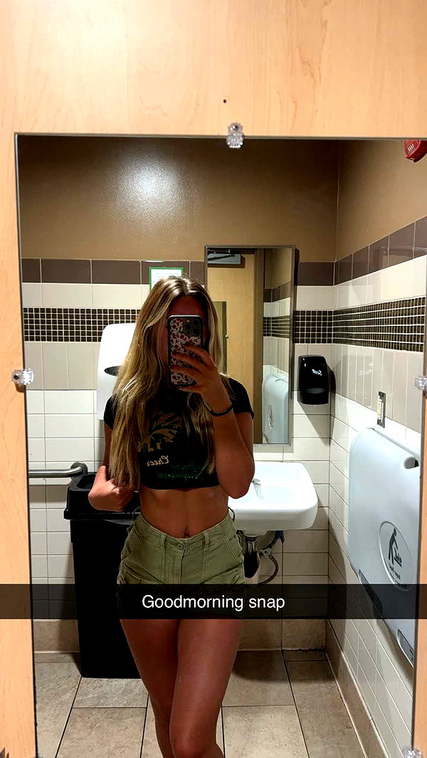 vandec23 snapchat image archive image