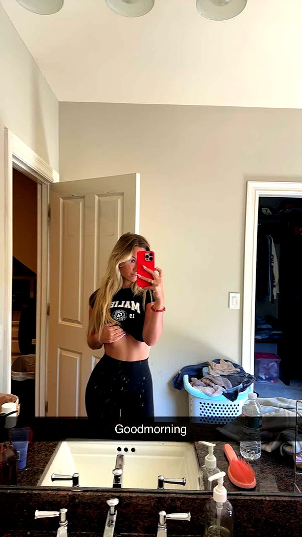 vandec23 snapchat image archive image