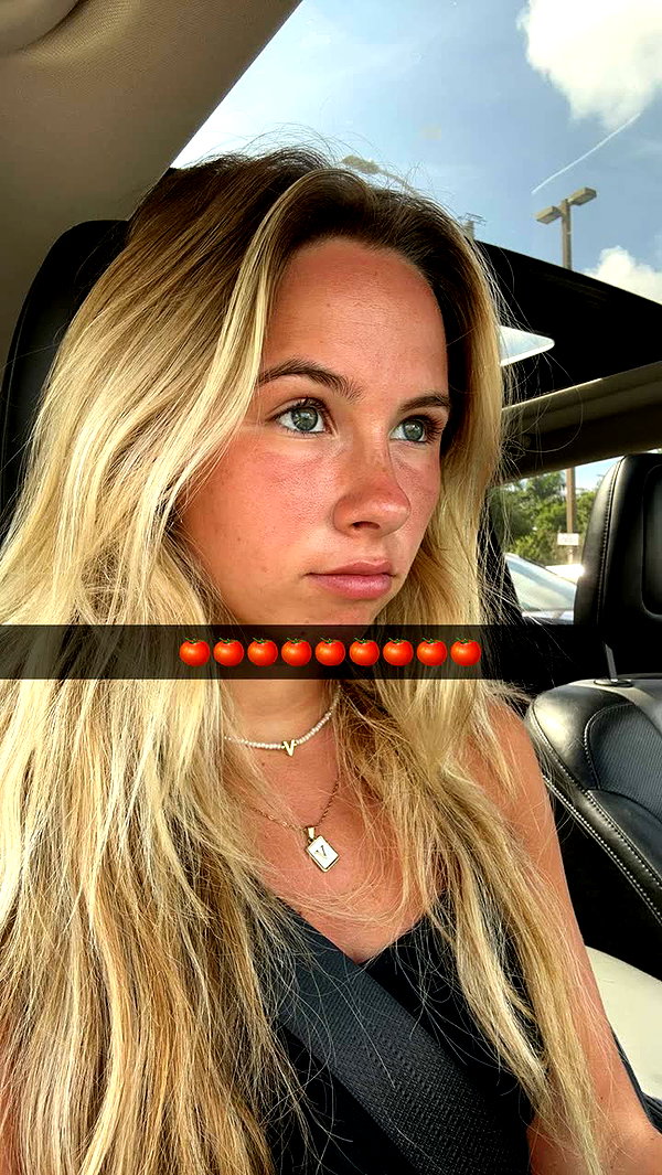 vandec23 snapchat image archive image