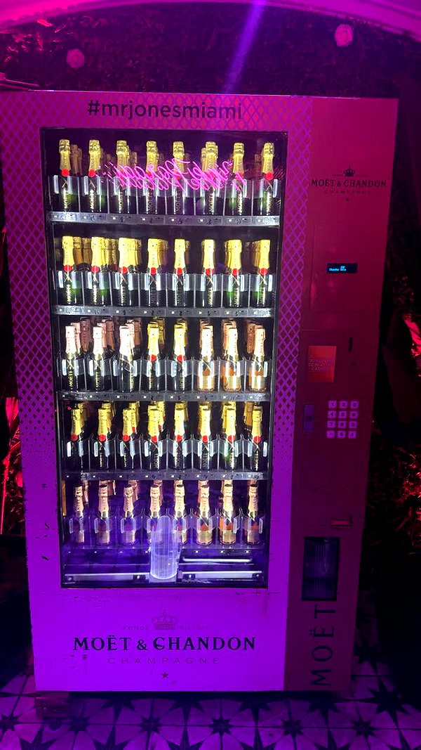 vandec23 snapchat image archive image